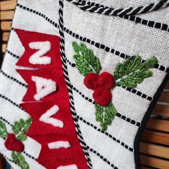 Feliz Navidad Max Studio Christmas Stockings NWT Tufted Felt Silver Thread Lined - Picture 3 of 6